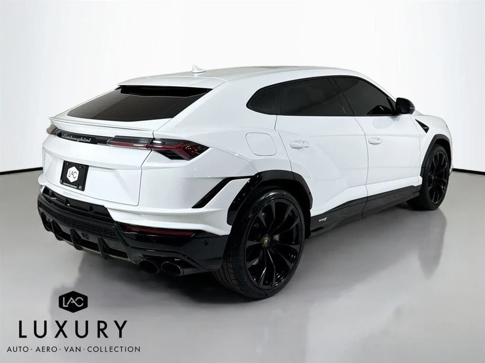 2024 Lamborghini Urus S - Image 4 of 12