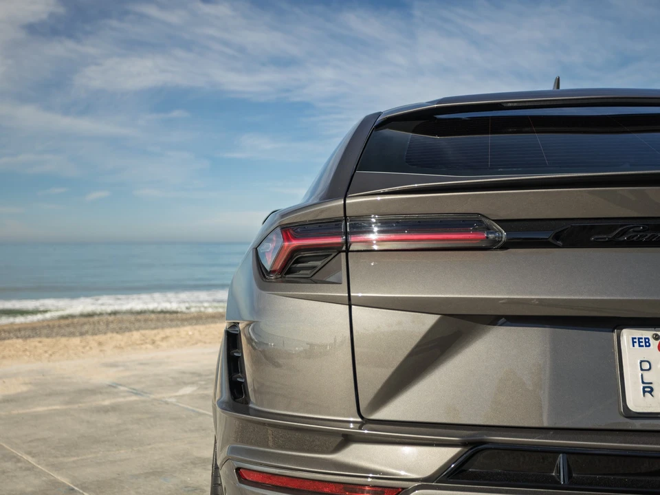 2024 Lamborghini Urus S - Image 10 of 21