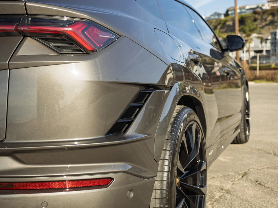 2024 Lamborghini Urus S - Image 12 of 21