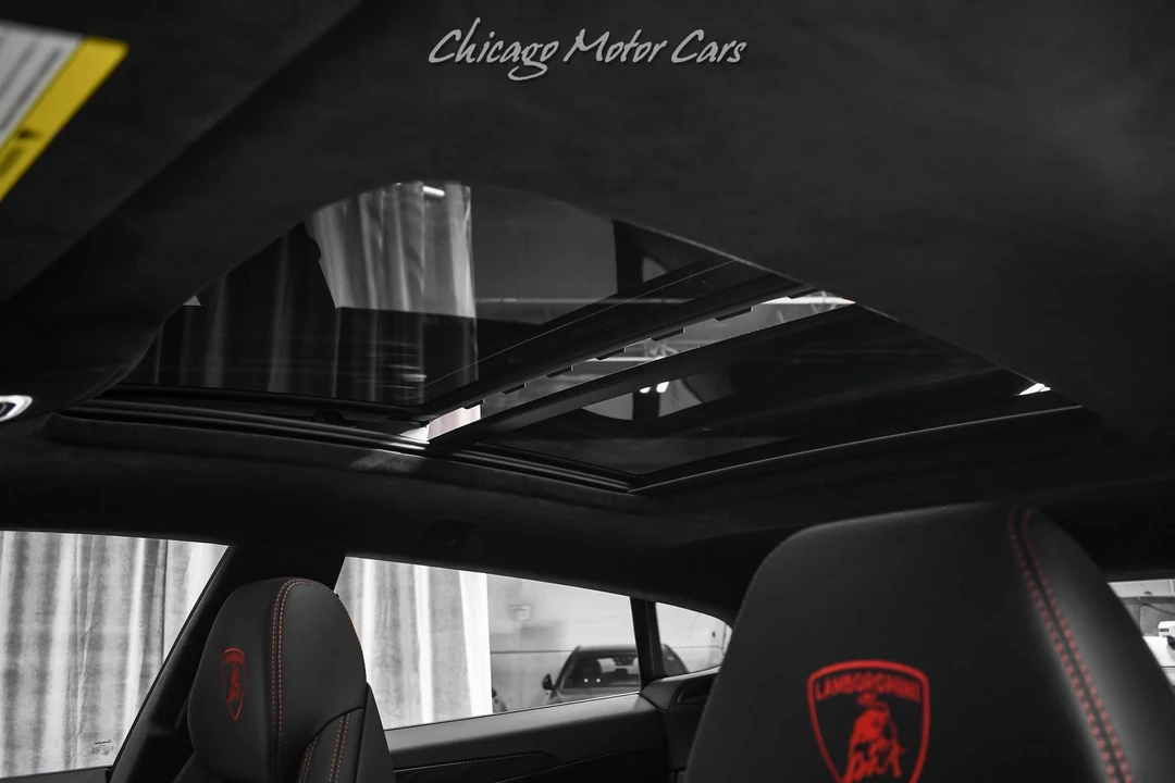 2024 Lamborghini Urus S - Image 19 of 21