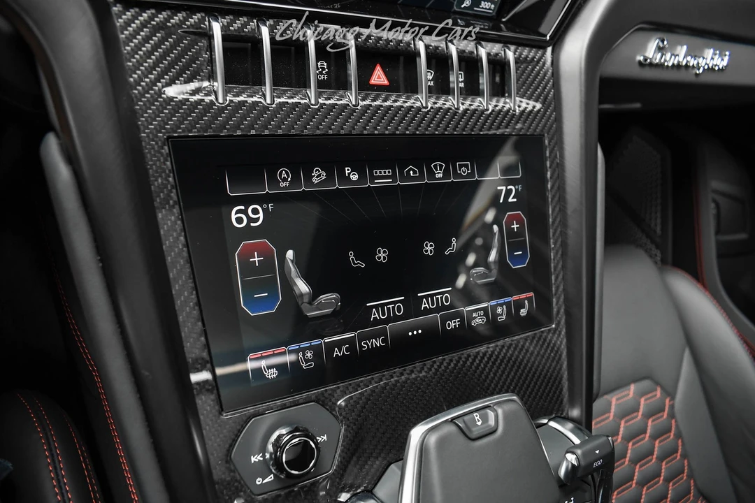 2024 Lamborghini Urus S - Image 15 of 21