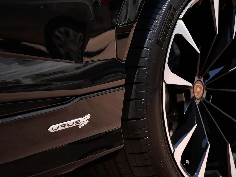 2024 Lamborghini Urus S - Image 10 of 28