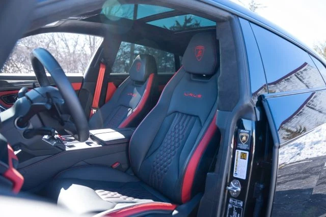 2024 Lamborghini Urus S - Image 2 of 20