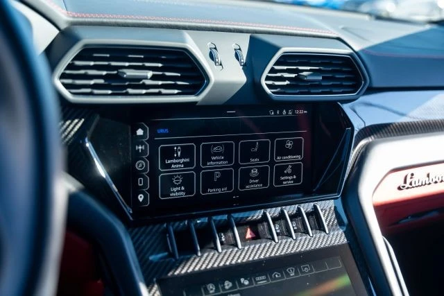2024 Lamborghini Urus S - Image 12 of 20