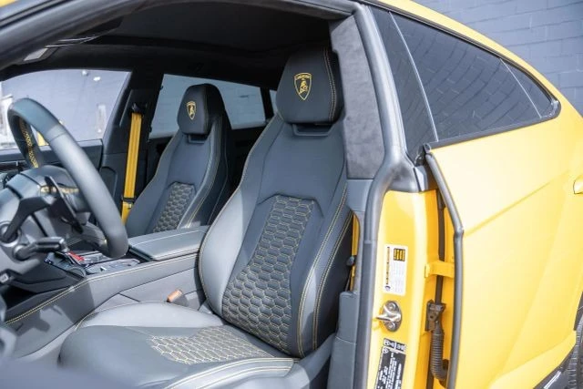 2024 Lamborghini Urus S - Image 19 of 21