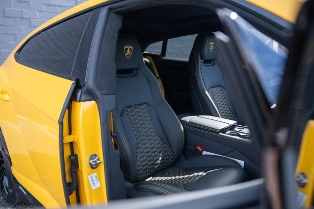 2024 Lamborghini Urus S - Image 13 of 21