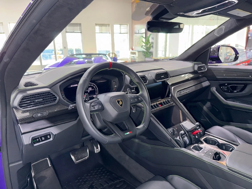 2024 Lamborghini Urus S - Image 6 of 12