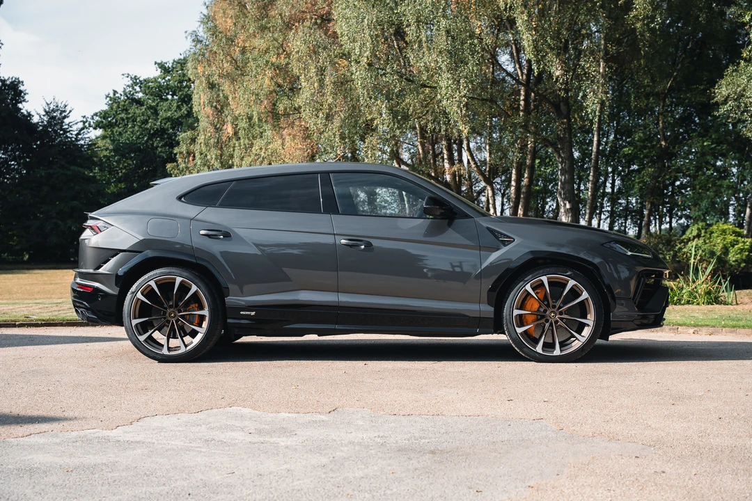 2024 Lamborghini Urus S - Image 8 of 31