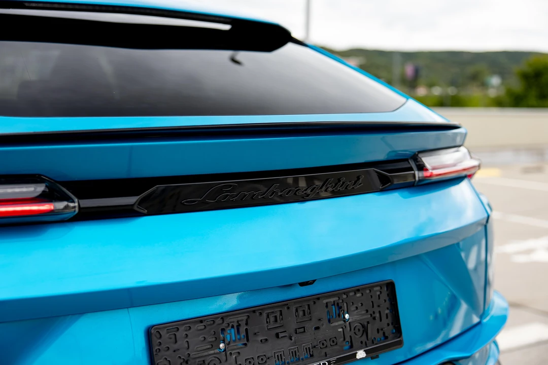 2024 Lamborghini Urus S - Image 15 of 31