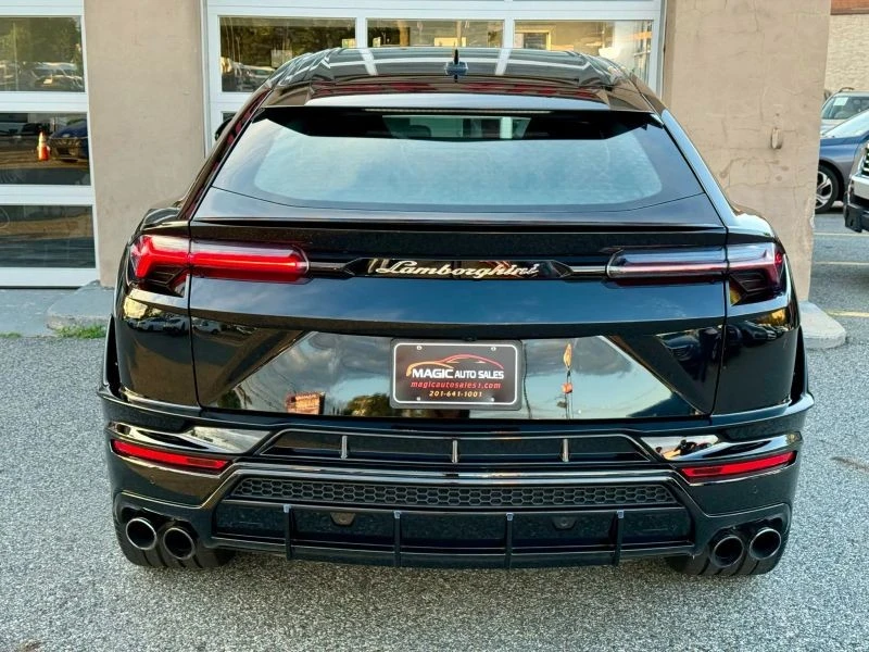 2024 Lamborghini Urus S - Image 10 of 12