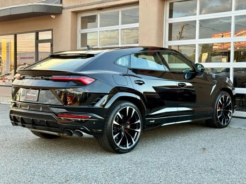 2024 Lamborghini Urus S - Image 9 of 12