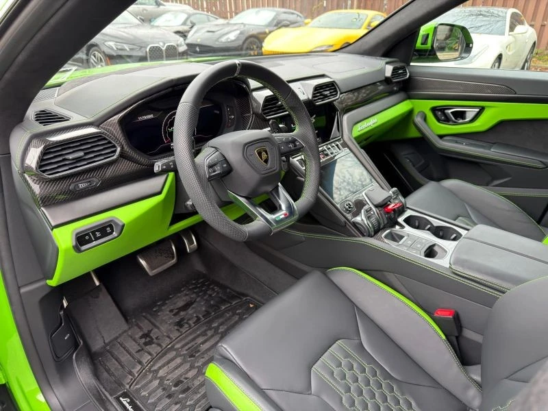 2024 Lamborghini Urus S - Image 9 of 12