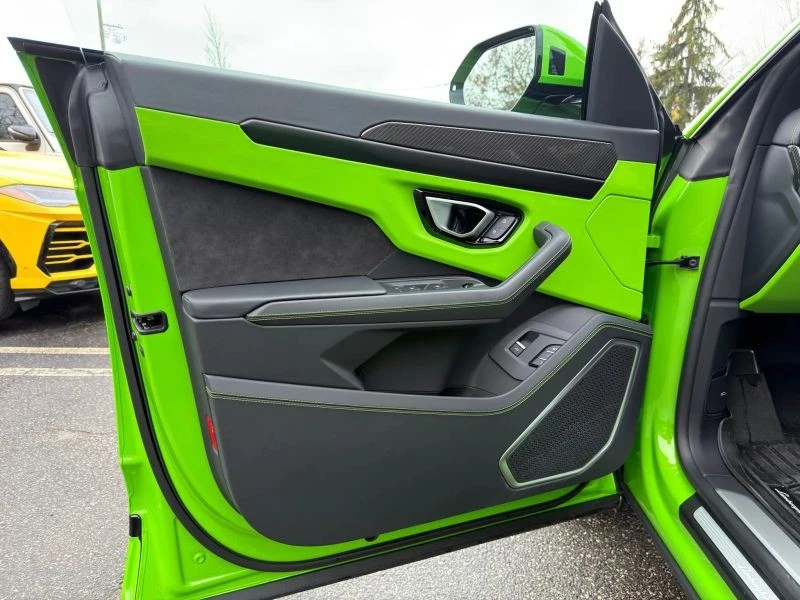 2024 Lamborghini Urus S - Image 12 of 12
