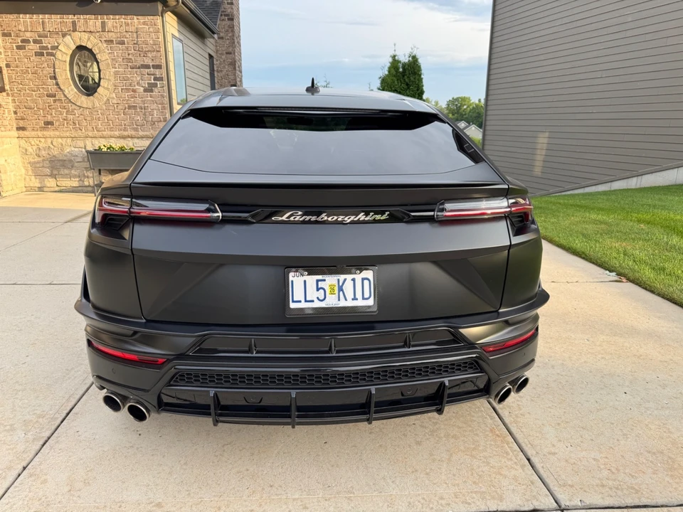 2024 Lamborghini Urus S - Image 9 of 31
