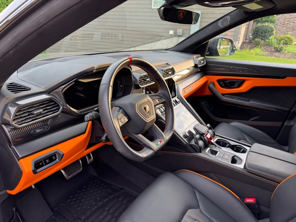 2024 Lamborghini Urus S - Image 14 of 31