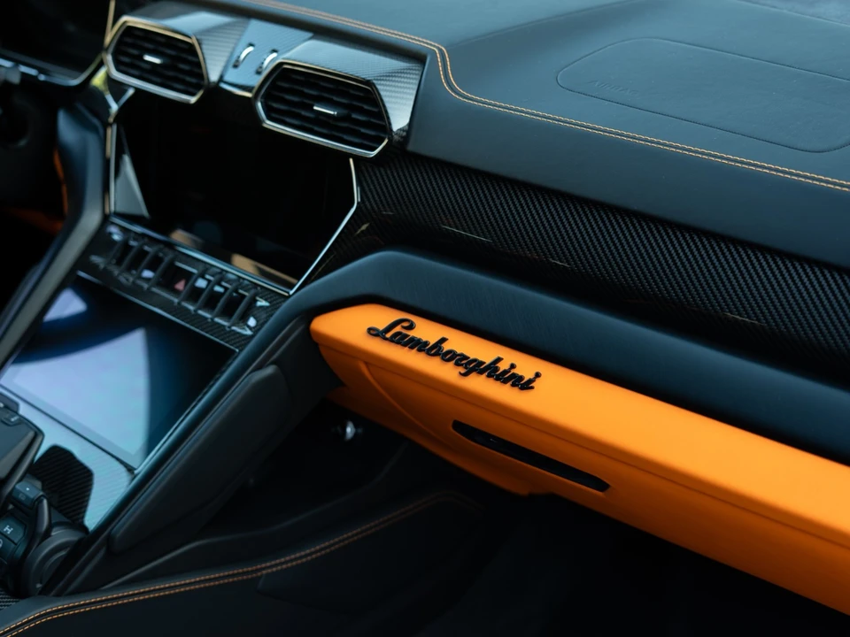 2024 Lamborghini Urus S - Image 8 of 31