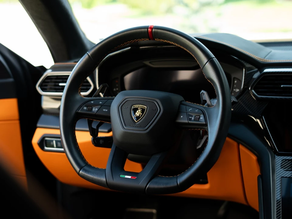 2024 Lamborghini Urus S - Image 7 of 31