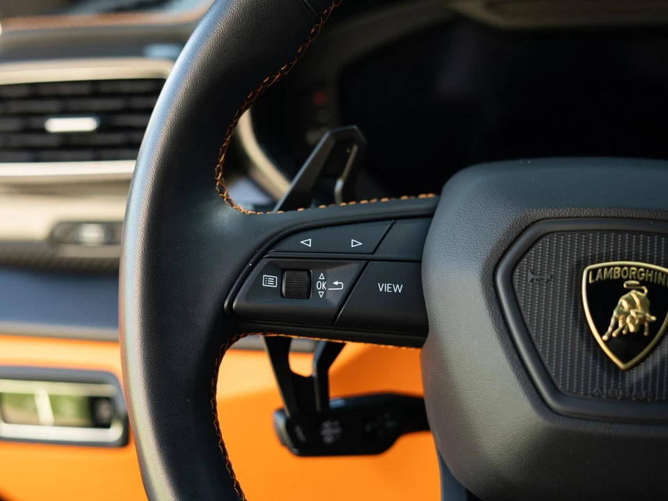 2024 Lamborghini Urus S - Image 5 of 31