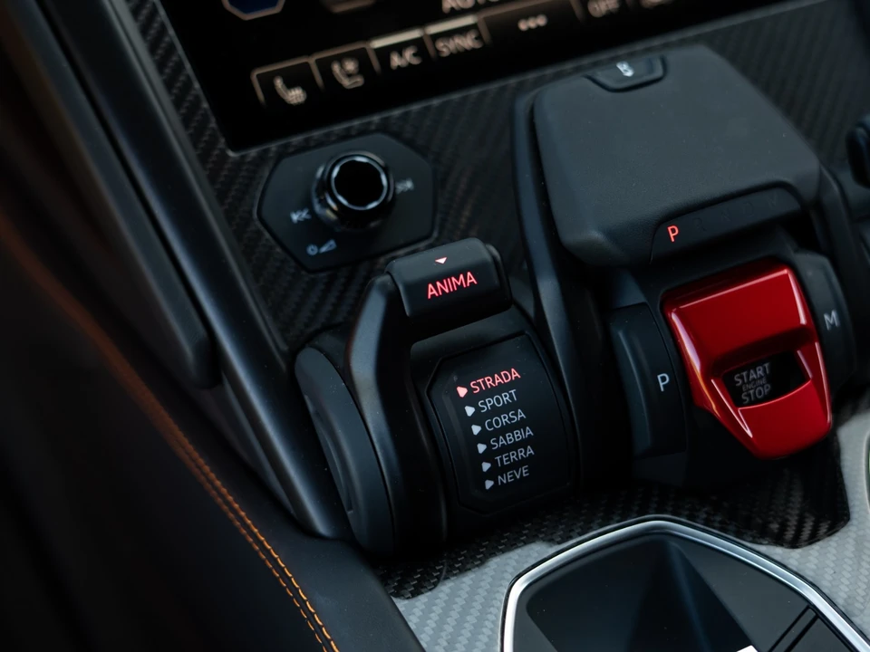 2024 Lamborghini Urus S - Image 26 of 31