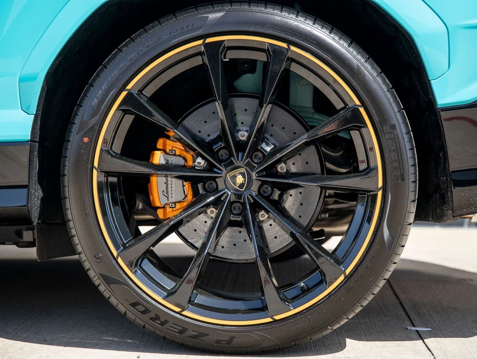 2024 Lamborghini Urus S - Image 11 of 31
