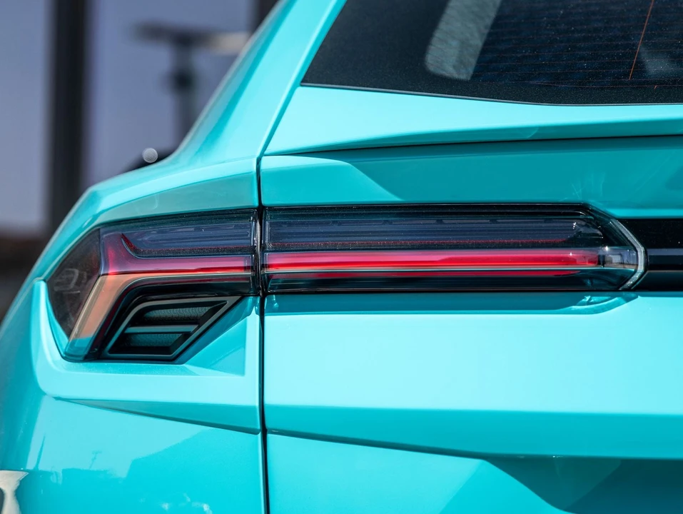 2024 Lamborghini Urus S - Image 12 of 31
