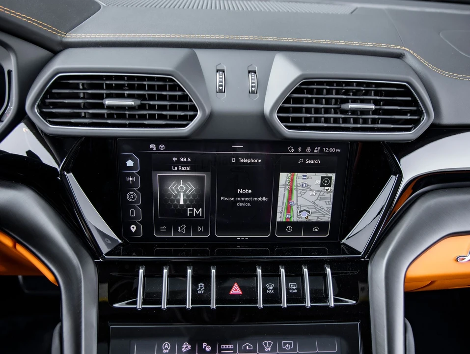 2024 Lamborghini Urus S - Image 28 of 31