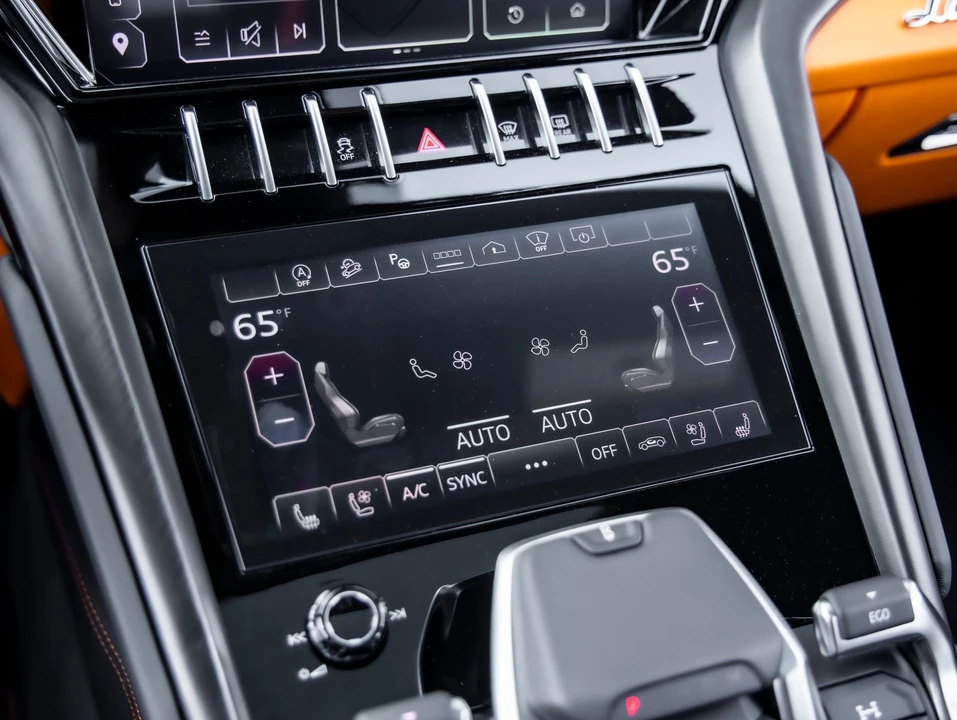 2024 Lamborghini Urus S - Image 29 of 31