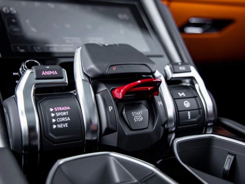 2024 Lamborghini Urus S - Image 30 of 31