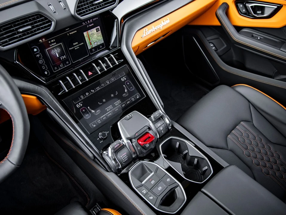 2024 Lamborghini Urus S - Image 31 of 31
