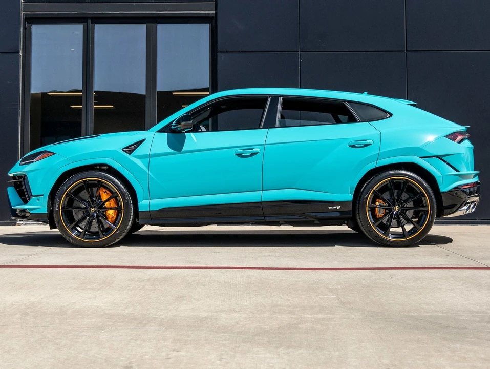 2024 Lamborghini Urus S - Image 9 of 31