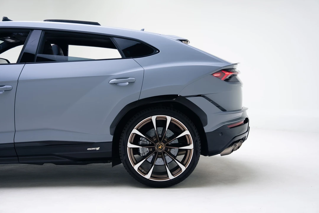 2024 Lamborghini Urus S - Image 17 of 21