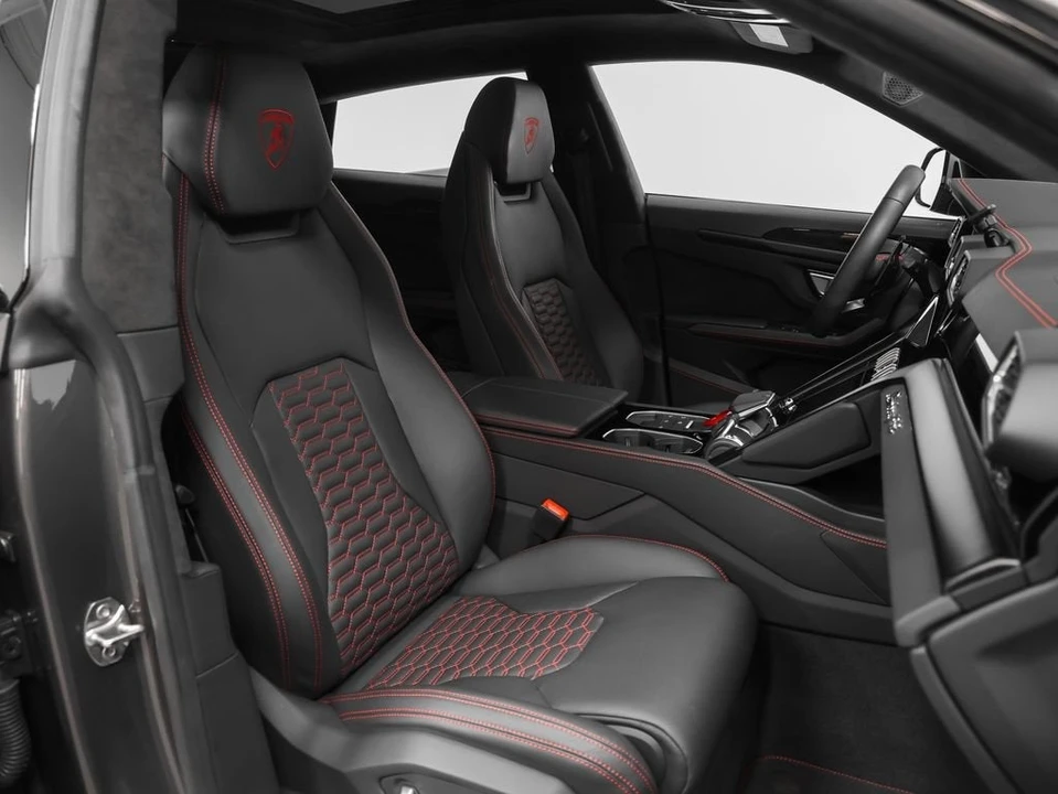 2024 Lamborghini Urus S - Image 21 of 31