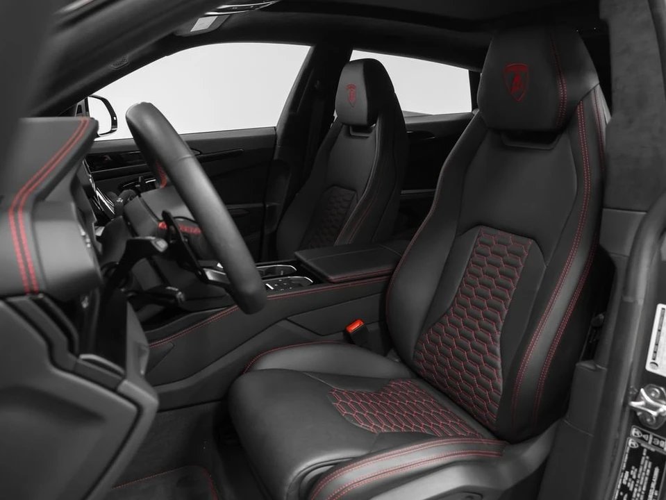 2024 Lamborghini Urus S - Image 3 of 31