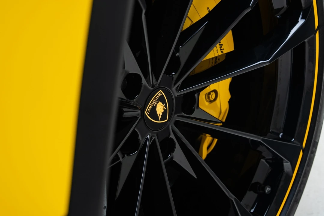 2024 Lamborghini Urus S - Image 23 of 31