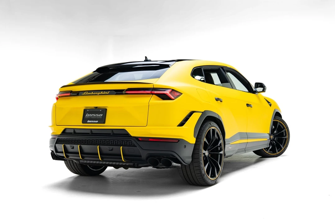 2024 Lamborghini Urus S - Image 4 of 31