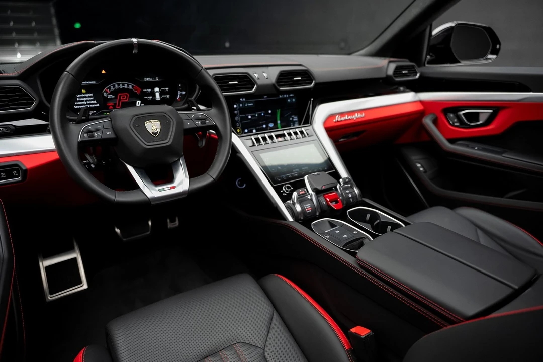 2024 Lamborghini Urus S - Image 2 of 12