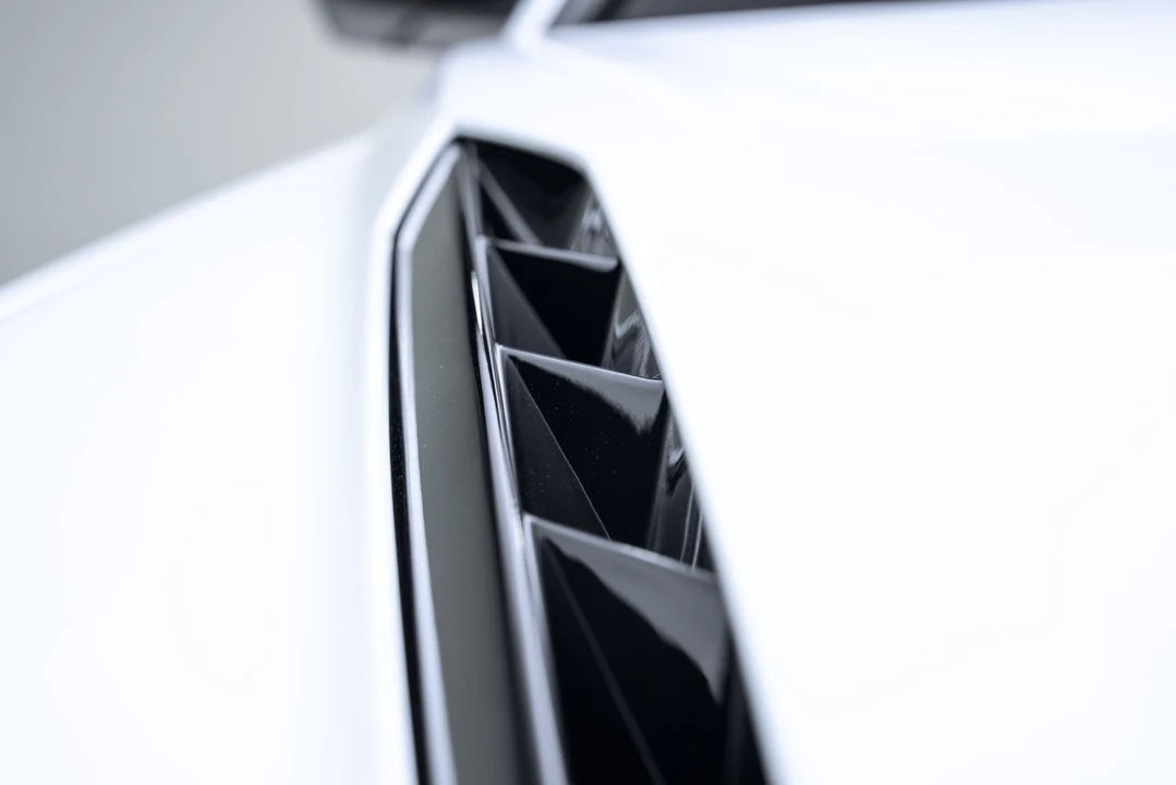 2024 Lamborghini Urus S - Image 15 of 31