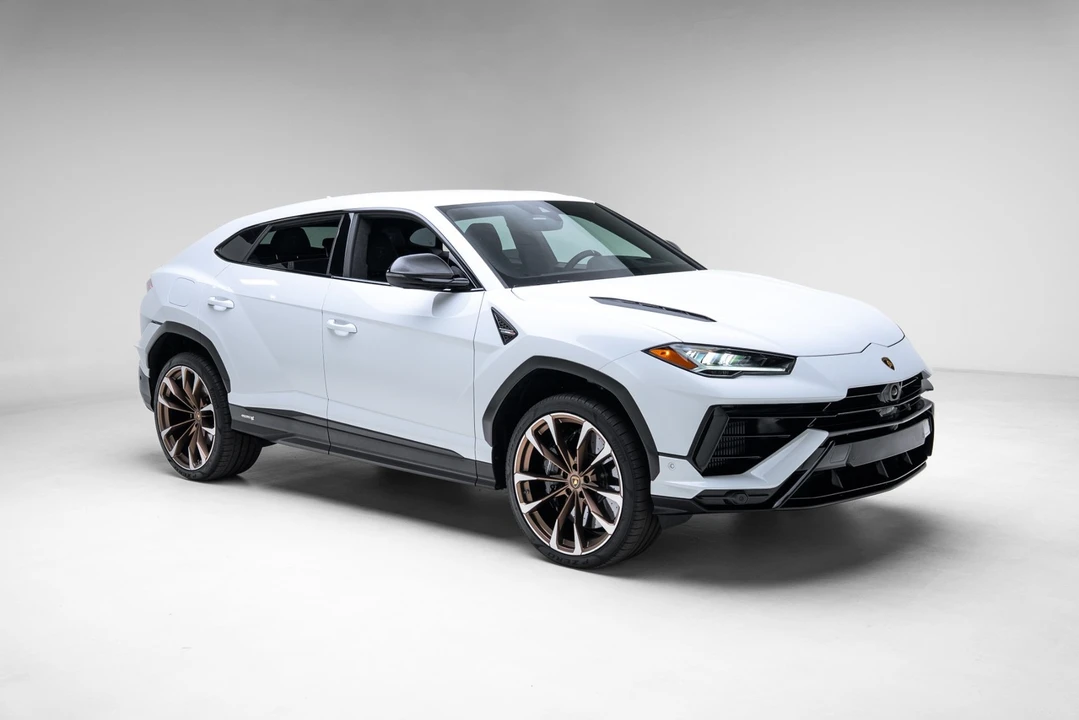 2024 Lamborghini Urus S - Image 9 of 31