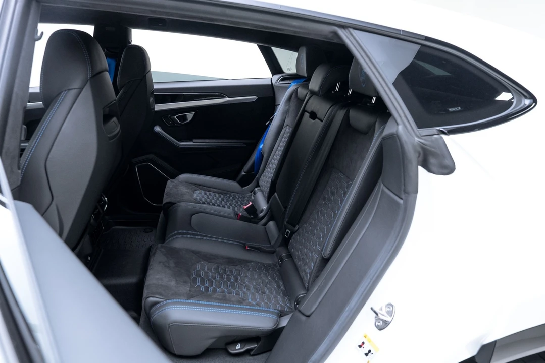 2024 Lamborghini Urus S - Image 19 of 31