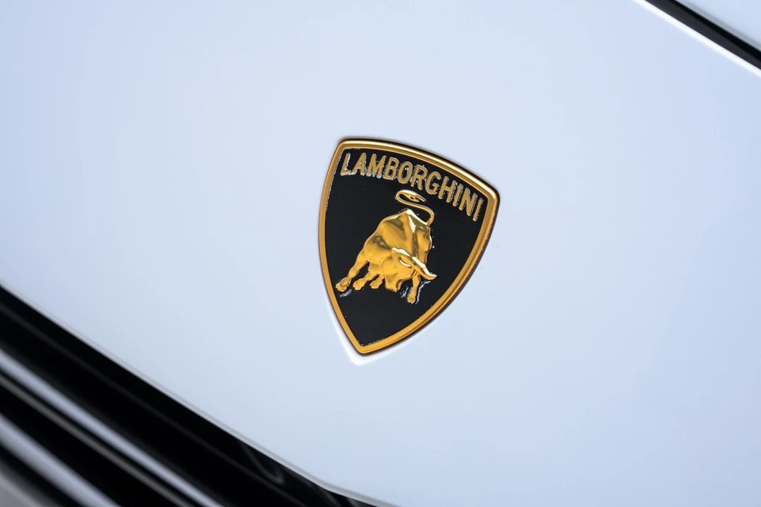 2024 Lamborghini Urus S - Image 12 of 31