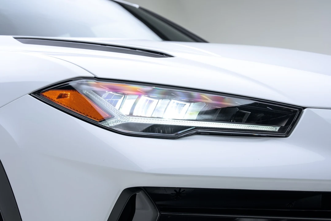 2024 Lamborghini Urus S - Image 10 of 31