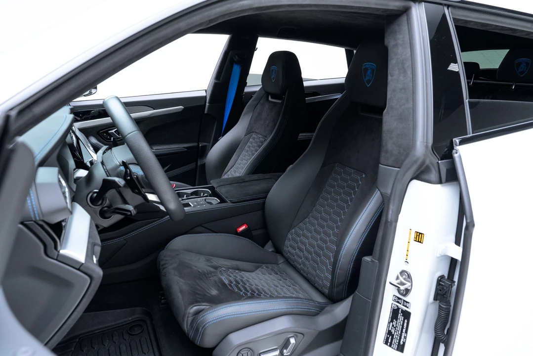 2024 Lamborghini Urus S - Image 16 of 31