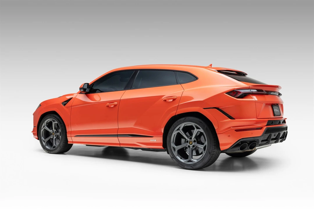2024 Lamborghini Urus S - Image 15 of 31