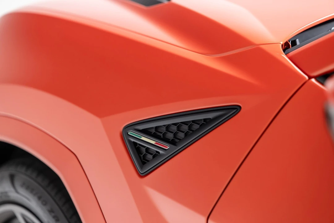 2024 Lamborghini Urus S - Image 16 of 21