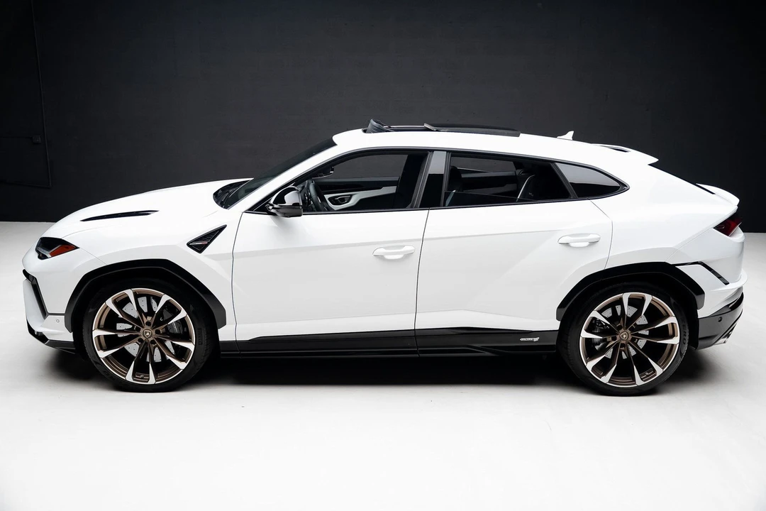 2024 Lamborghini Urus S - Image 17 of 21