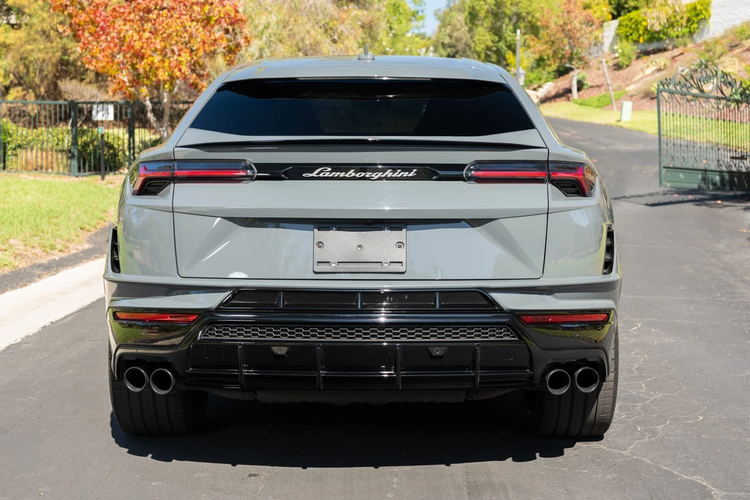 2024 Lamborghini Urus S - Image 8 of 31