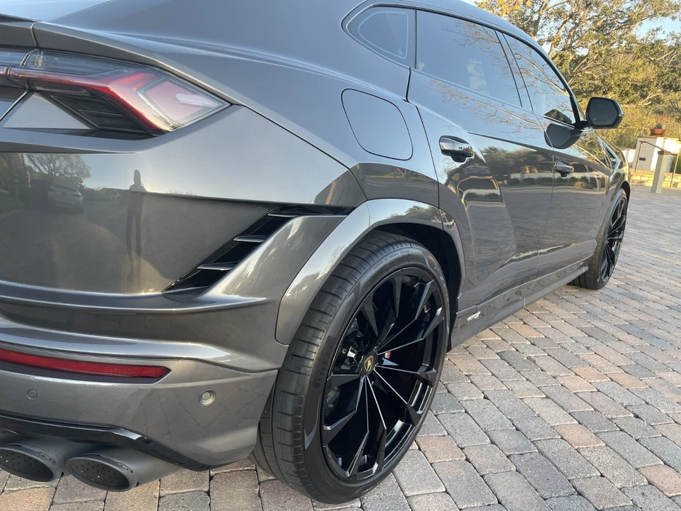 2024 Lamborghini Urus S - Image 14 of 21
