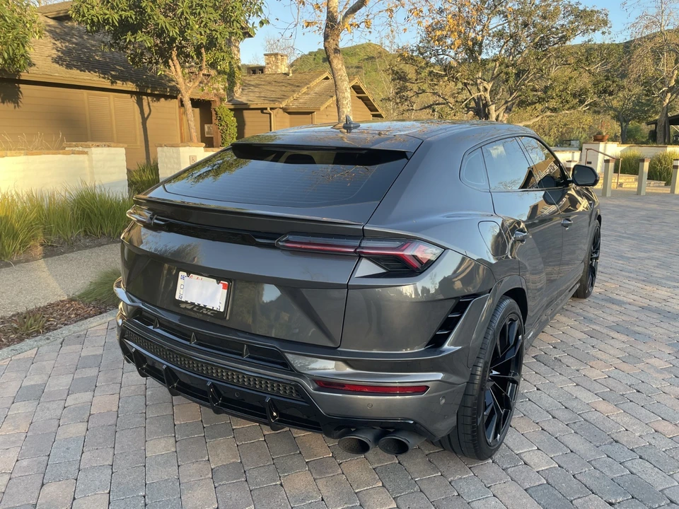2024 Lamborghini Urus S - Image 9 of 21