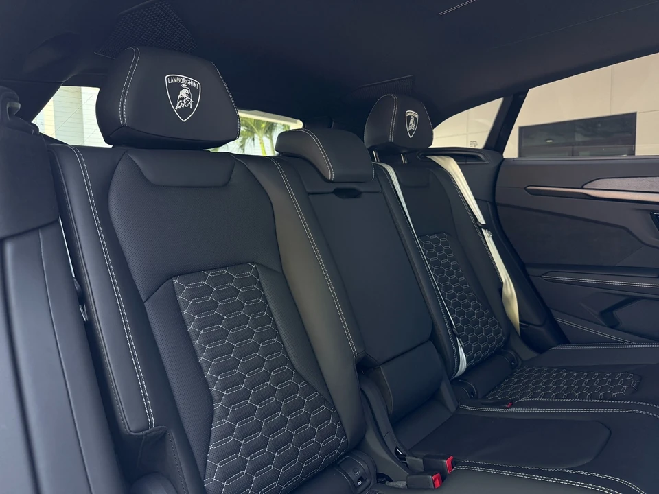 2024 Lamborghini Urus S - Image 25 of 31