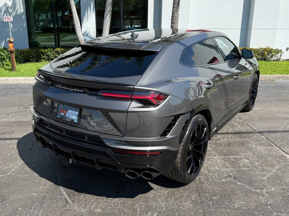 2024 Lamborghini Urus S - Image 17 of 31